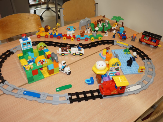 Legoring (LEGO DUPLO rongi programmeerimine)